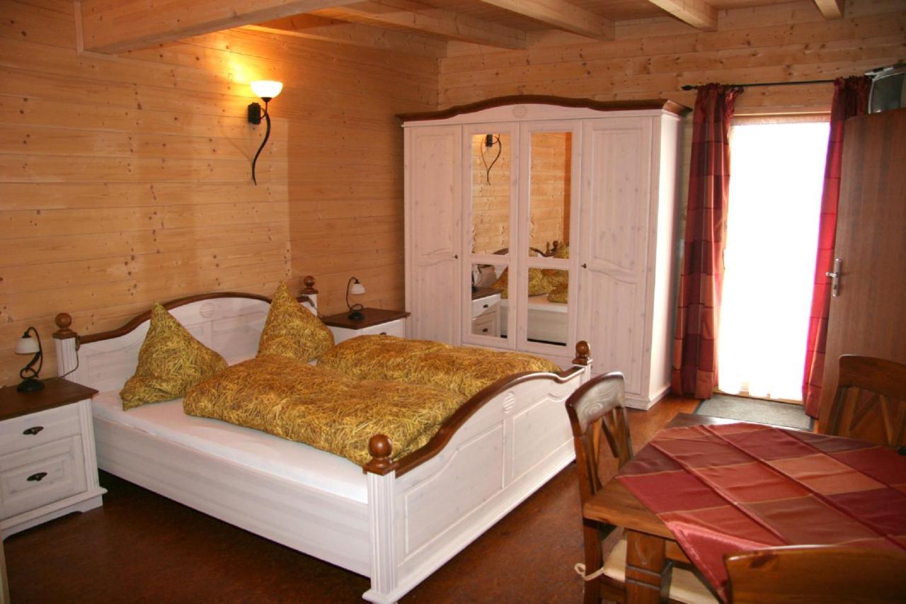 Ute'S Pension Georgenberg Екстериор снимка