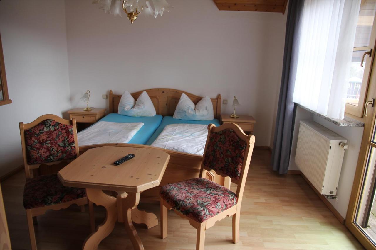 Ute'S Pension Georgenberg Екстериор снимка